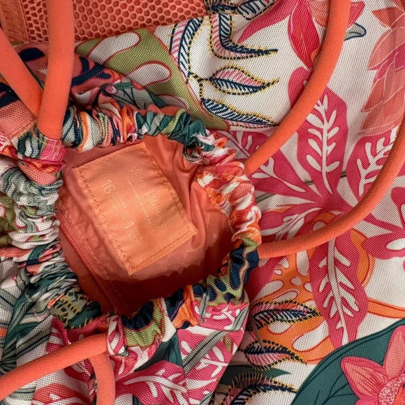 NWOT Vera Bradley Lunch Box and Draw String Backpack SET in Coral Pink Tropical - Picture 10 of 13